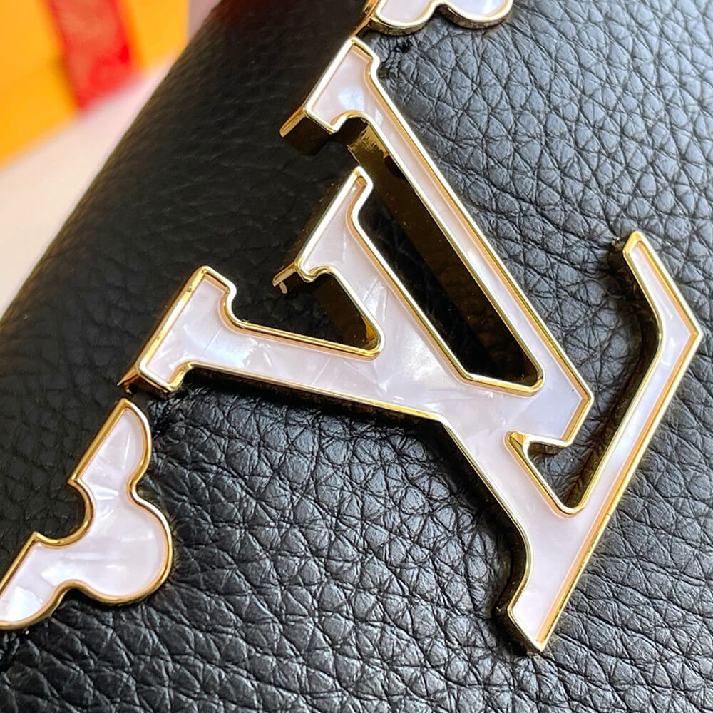 Louis Vuitton Capucines Mini(HIGH-END GRADE)
