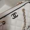 CHANEL Clutch with Chain(HIGH-END GRADE)