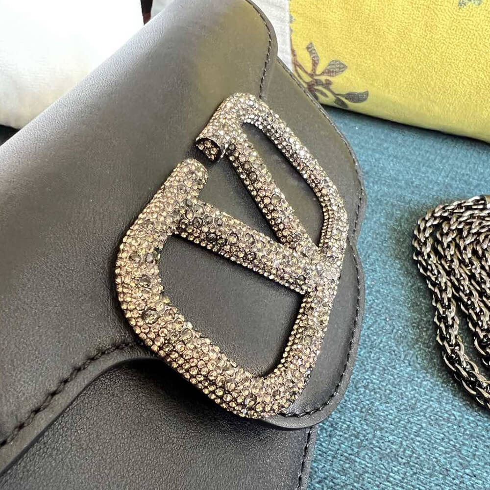 VALENTINO GARAVANI LOCO SMALL SHOULDER BAG WITH JEWEL LOGO(HIGH-END GRADE)