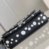 LV x YK Pochette Metis?