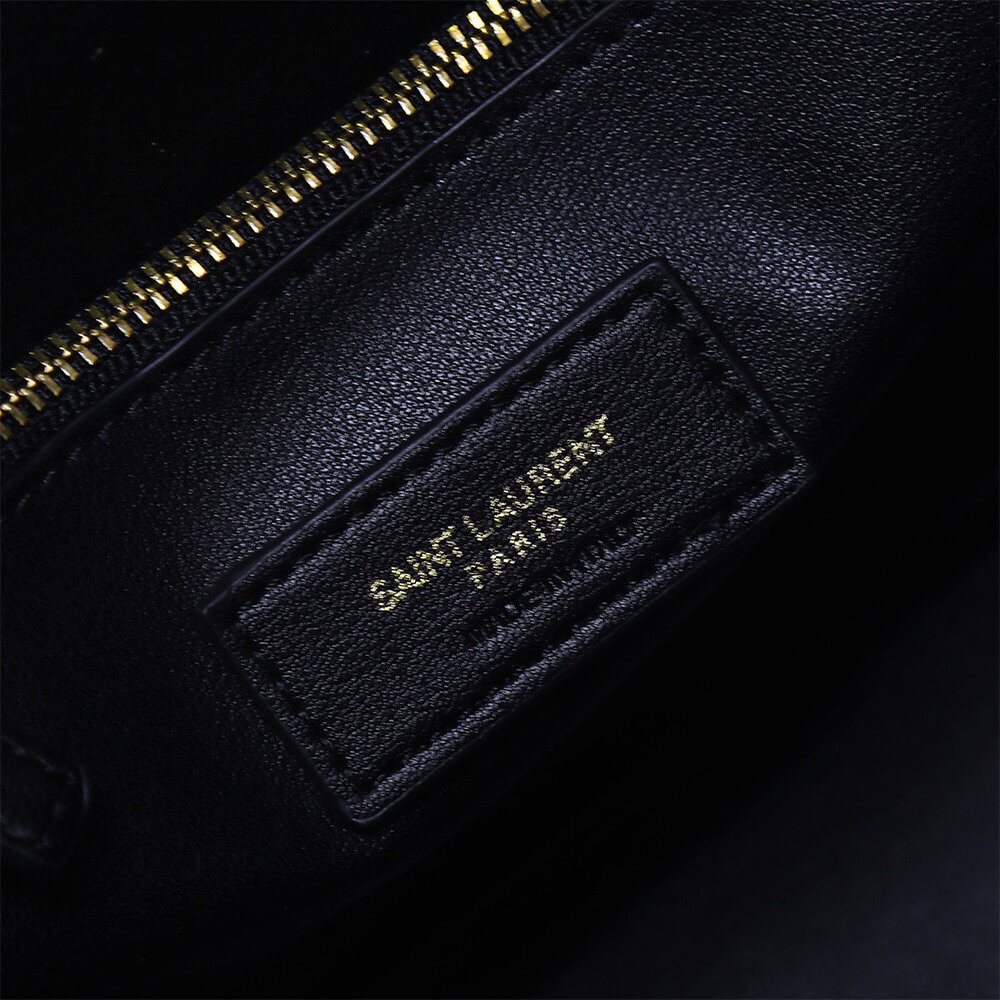 SMALL LE 5 Ã 7 SUPPLE IN SMOOTH LEATHER
