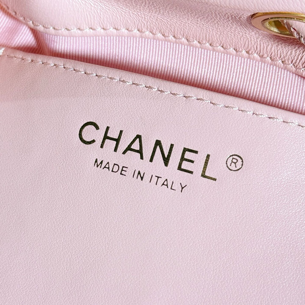 CHANEL BACKPACK(HIGH-END GRADE)