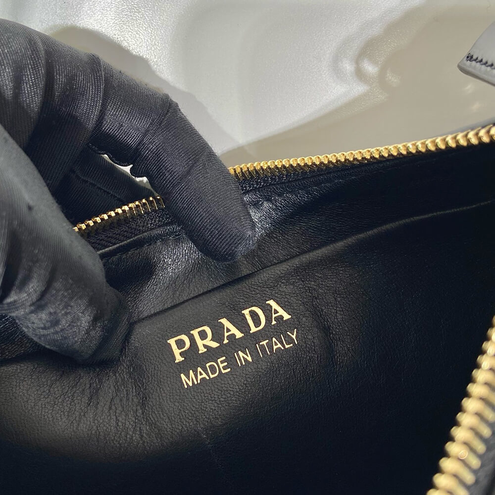 Prada ArquÃ© small leather shoulder bag(HIGH-END GRADE)