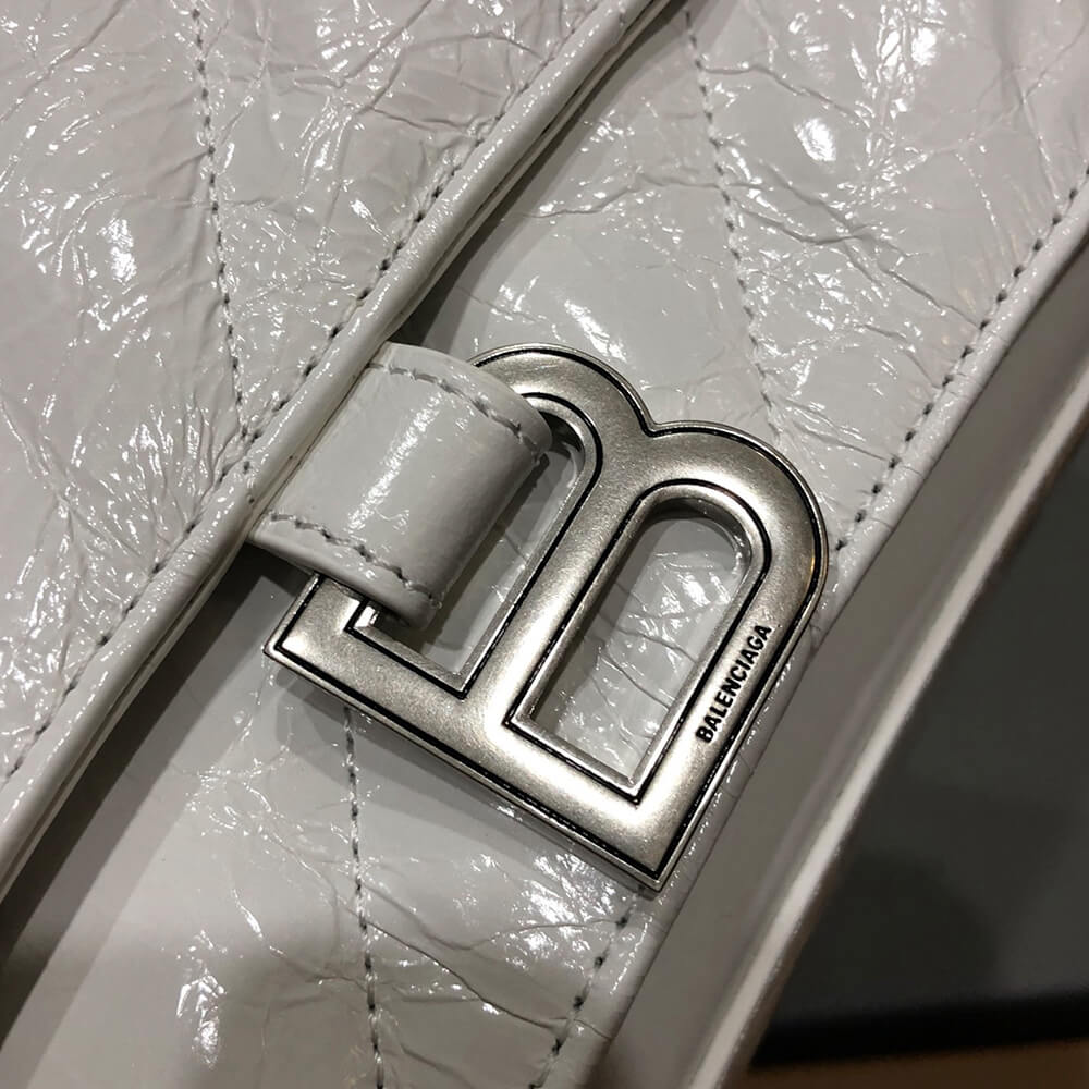 Balenciaga Women’s Crush Chain Bag Medium(HIGH-END GRADE)