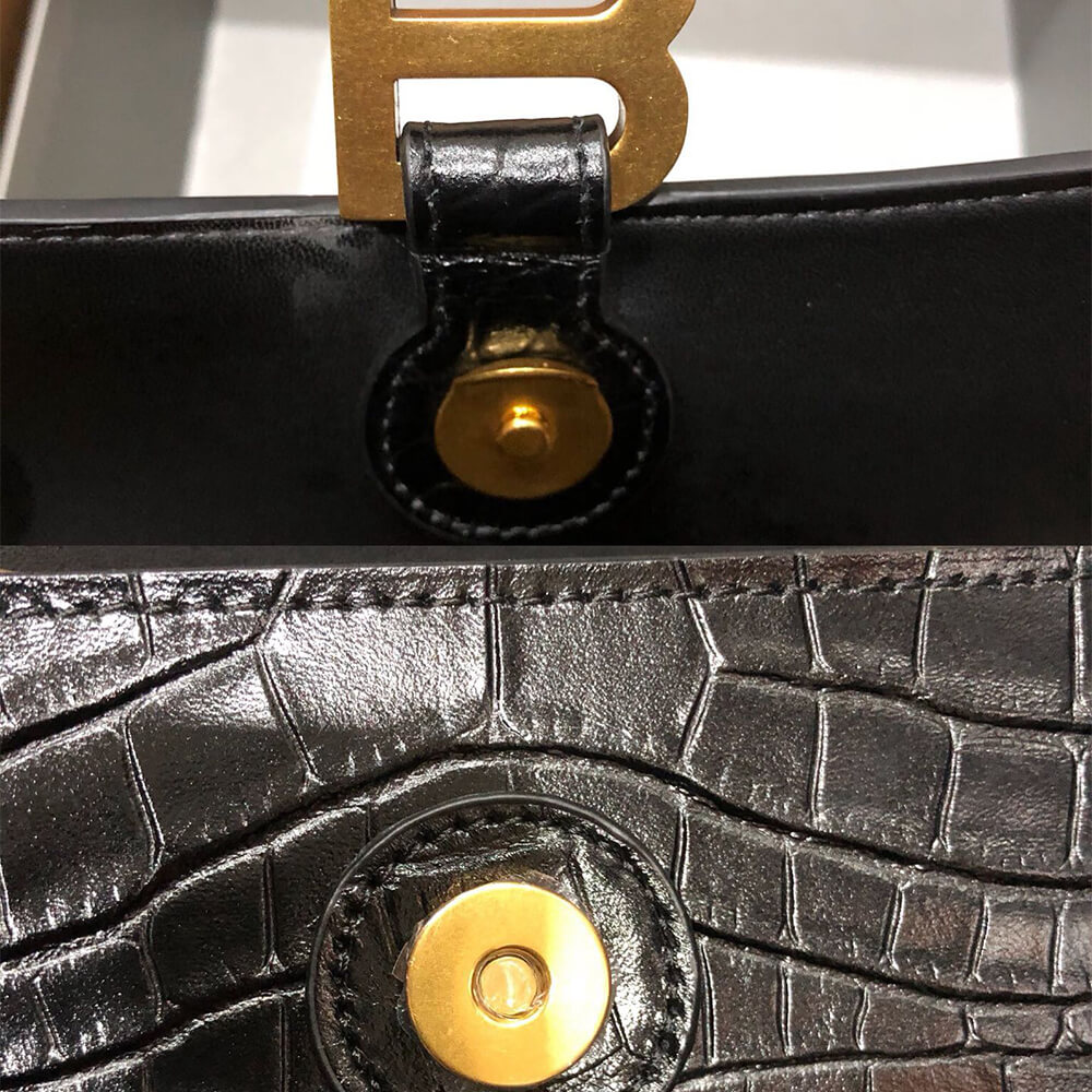Balenciaga Women’s Crush Chain Bag Small(HIGH-END GRADE)