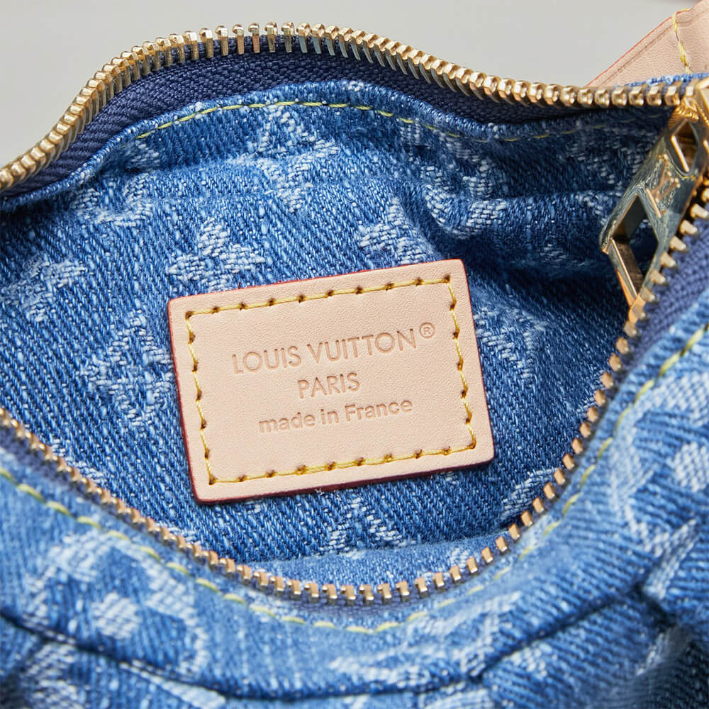 LV Pochette Valley