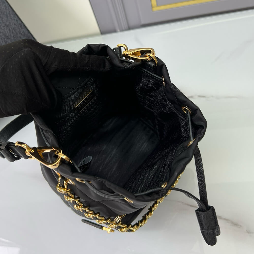 Prada Re-Edition 1995 ChaÃ®ne Re-Nylon shoulder bag(HIGH-END GRADE)