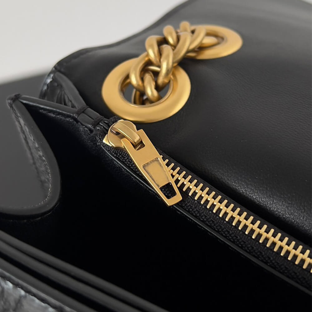 Balenciaga Women’s Crush Chain Bag Medium(HIGH-END GRADE)