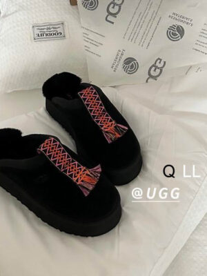 UGG sz35-40 LL0801