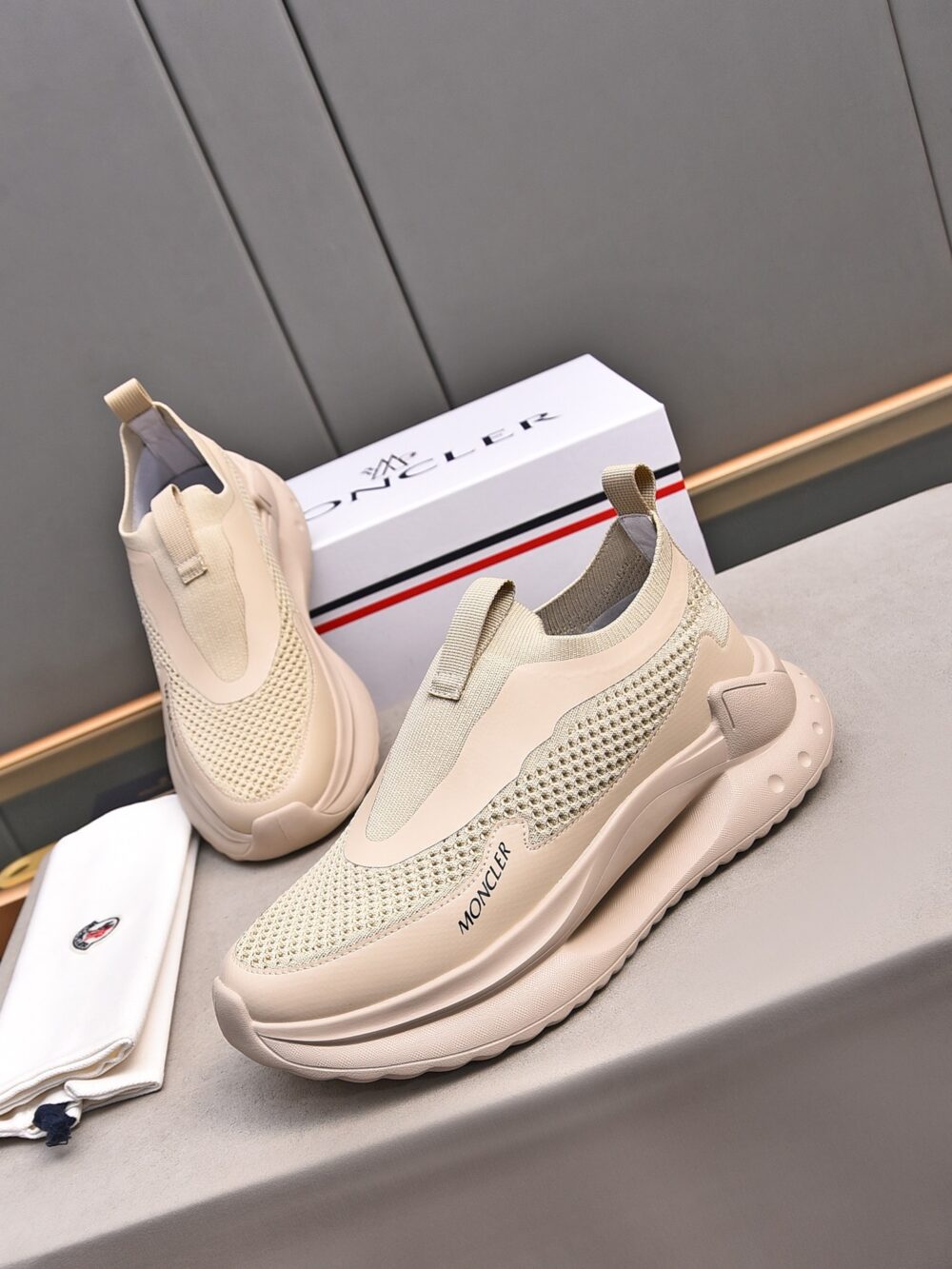 Moncler sz38-44 h0902